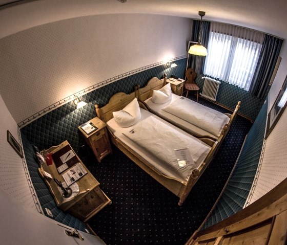 Nostalgische tweepersoonskamer, © Hotel Blaue Ecke