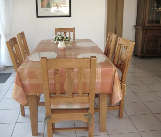 Esszimmer, &copy; Ewald