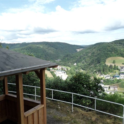 Blick  Aussichtst&uuml;rmchen Nr. 2, &copy; Tourist-Information Hocheifel-N&uuml;rburgring, GerdSpitzlay@WanderfreundeSchuld_e.V.