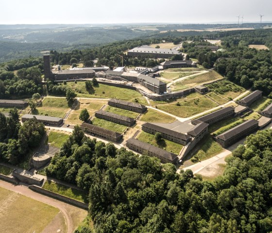 View of Vogelsang IP from the Eifelsteig trail, &copy; Eifel Tourismus GmbH, D. Ketz