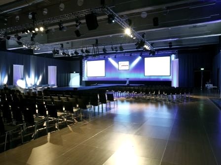 Business-Events an der legend&auml;rsten Rennstrecke der Welt Eventlocations am N&uuml;rburgring Erobern Sie mit Ihrem Team die Pole-Position!, &copy; N&uuml;rburgring/Presse