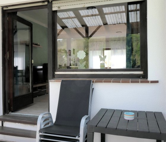 Balkon|Ferienhaus Blick zur Ahr, &copy; Neunzig|Ferienhaus Blick zur Ahr