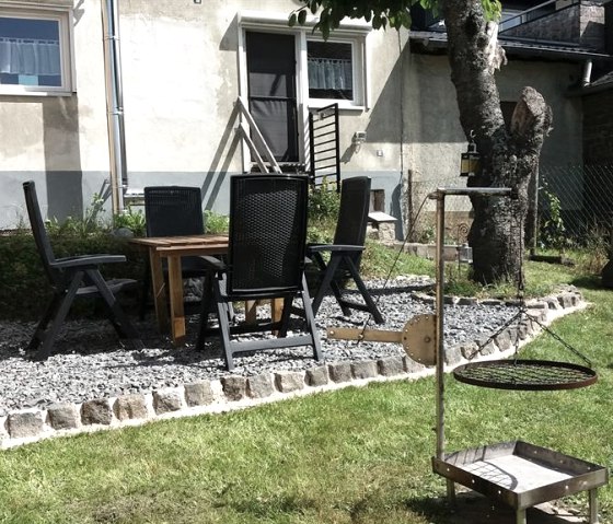 Coin salon avec barbecue, © R.Heintges