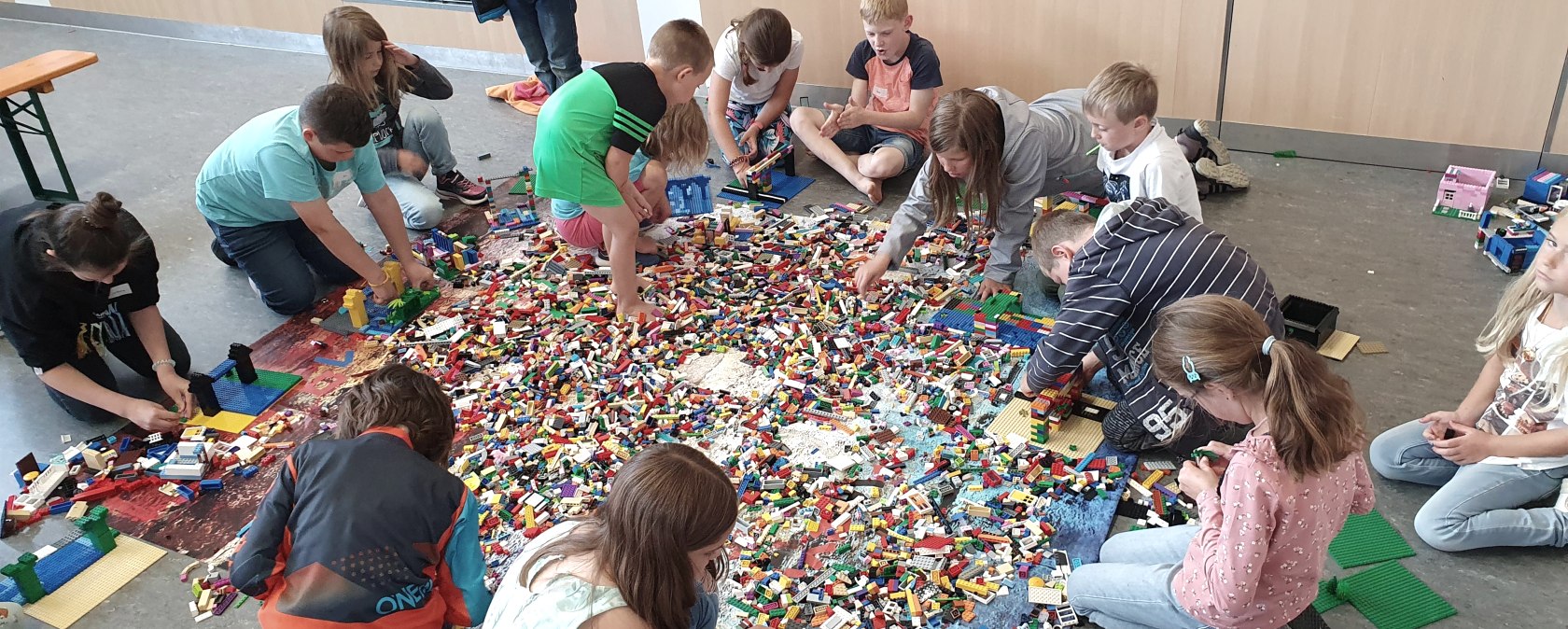 Bauspieltage creativ, © Generationenbüro der VG Adenau im BAU