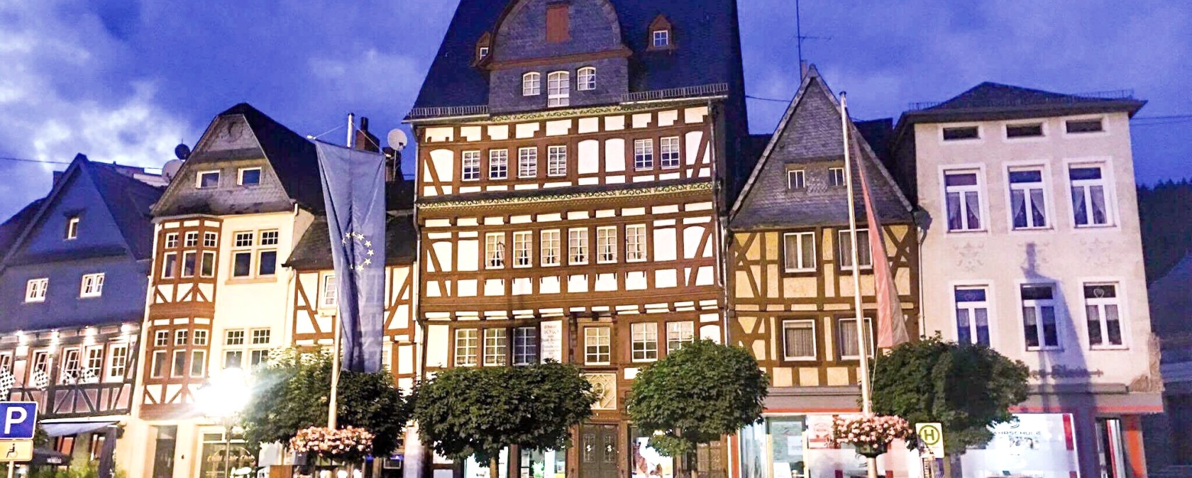 Marktplatz der Stadt Adenau, &copy; joni photography