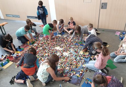 Bauspieltage creativ, © Generationenbüro der VG Adenau im BAU