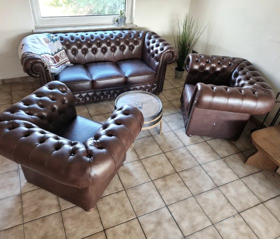 Westerncottage Wohnraum Sitzecke Bild 2, &copy; Hoffmann, Western Cottage Hocheifel