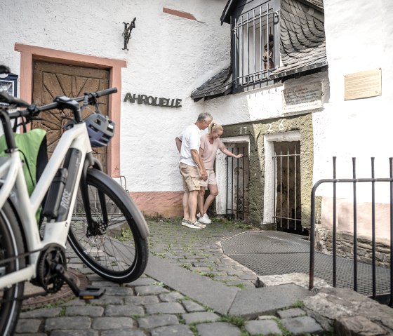Source de l'Ahr, départ de la piste cyclable de l'Ahr, Blankenheim, © Eifel Tourismus GmbH, Dennis Stratmann