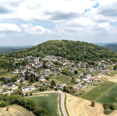 Aremberg Luftaufnahme, © VGV Adenau, W. Klein