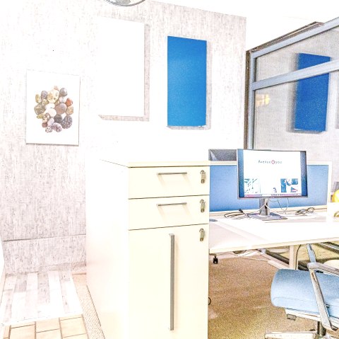 2er Arbeitsplatz im Fenster, &copy; Werner Wischnewski Fotograf Marc van Elsen