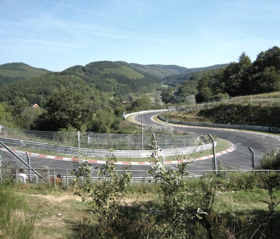 Blick auf die Nordschleife Abschnitt Wehrseifen, &copy; TI Hocheifel-N&uuml;rburgring&copy;Franz Schmitz