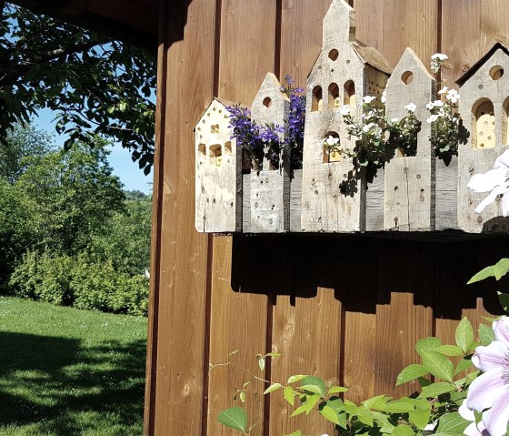 Garten Ferienwohnung EIFELWILD|Adenau, &copy; Sch&auml;fer|Ferienwohnung EIFELWILD|Adenau